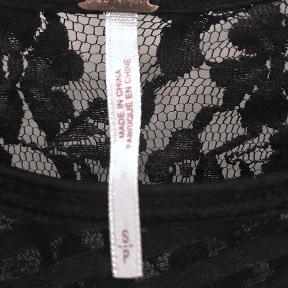 Free People Black Lace Hi-Lo Long Top Sz S EUC - Picture 4 of 6